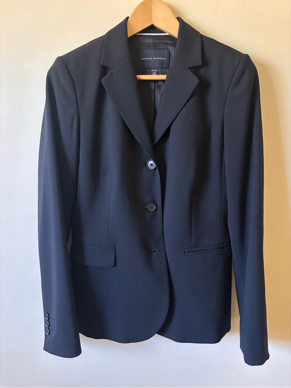 Banana Republic Women's Black Single-Breasted Blazer Stretch Size 6